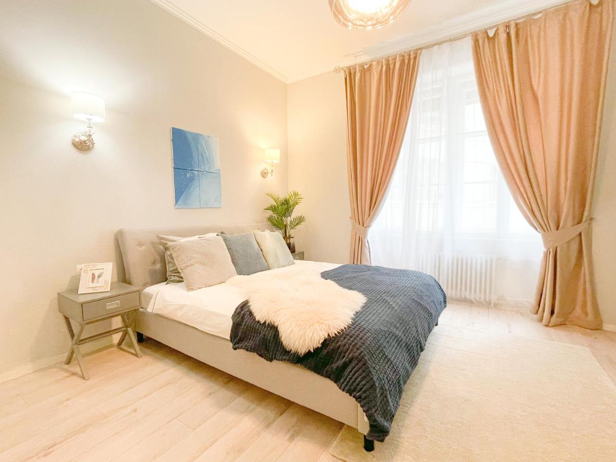 Downtown Deak-Ferris Wheel Luxury Home 부다페스트 외부 사진
